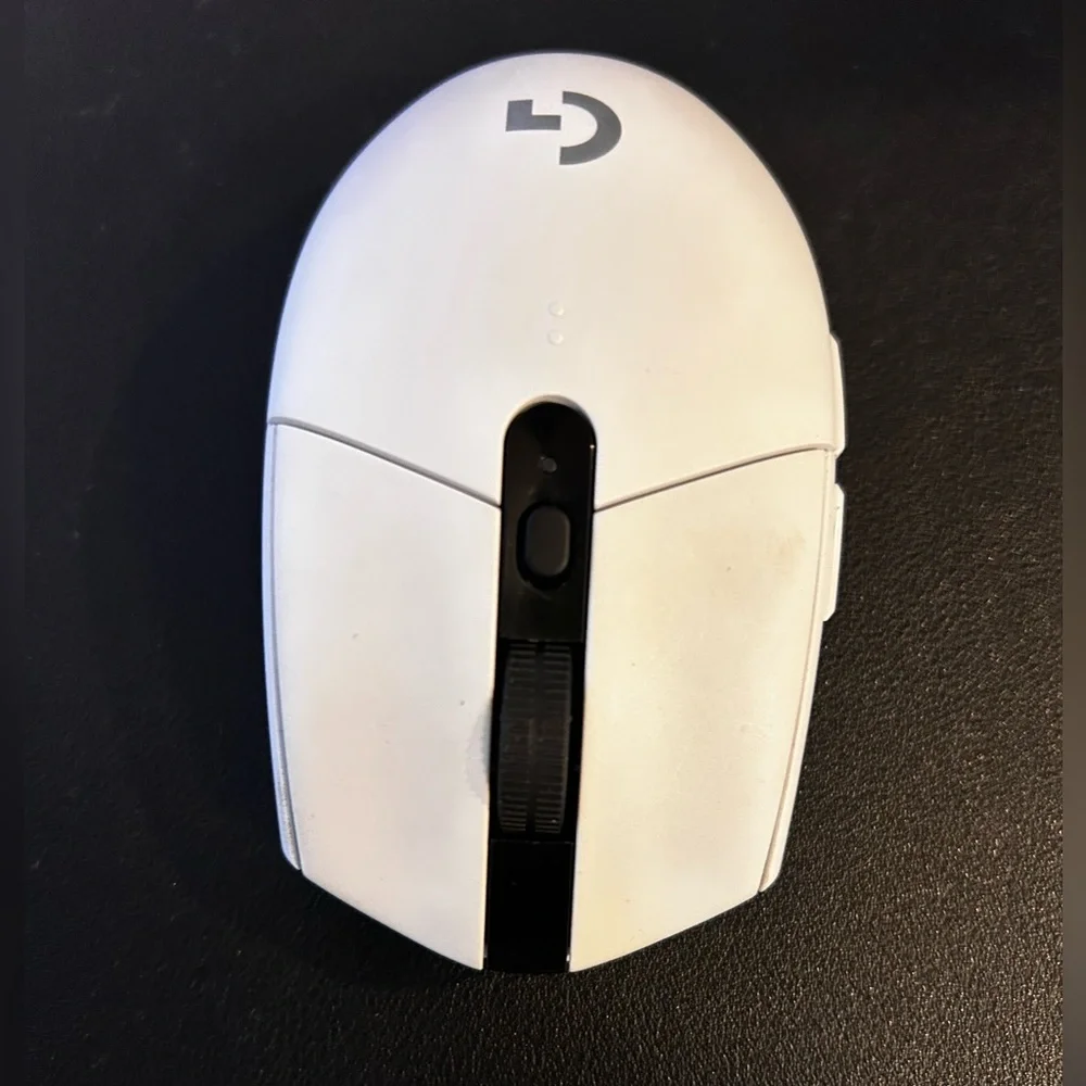 LOGITECH GAMING MOUSE